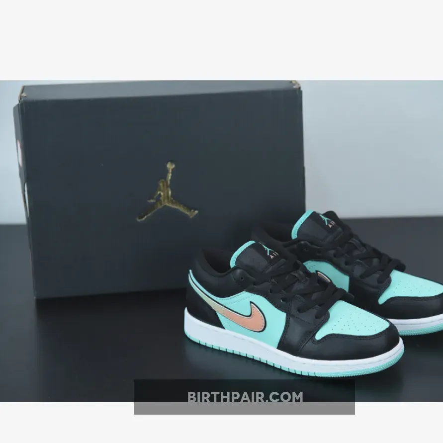 Jordan Ones Tropical Twist / Air Jordan 1 Low SE 'Tropical Twist'