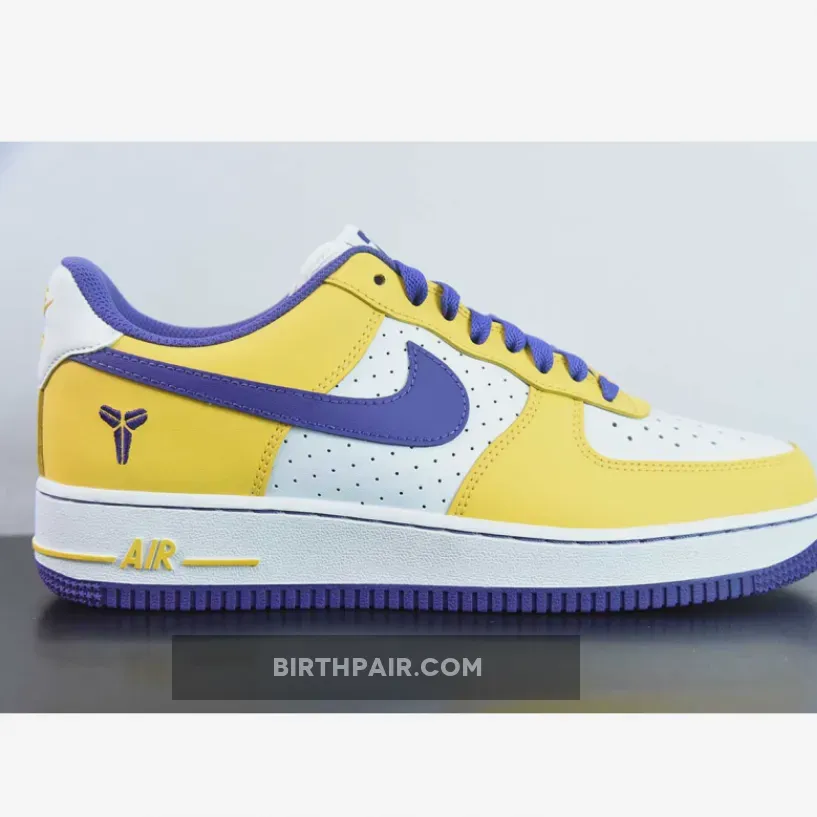 Air Force 1 Kobe Bryant / Kobe Bryant X Nike Air Force 1 Low White/Varsity Maize/Purple