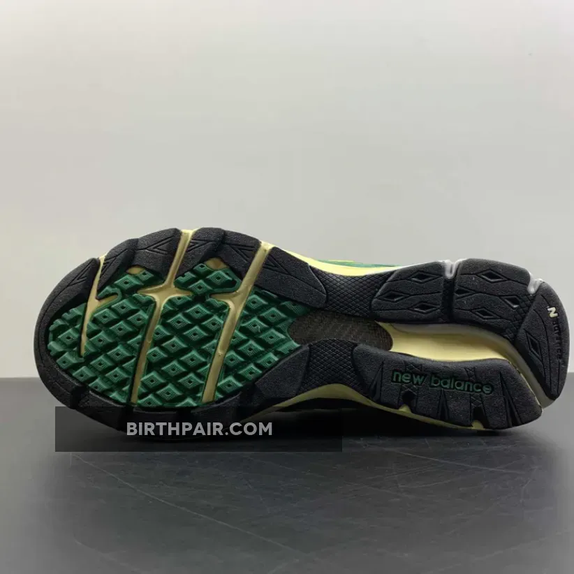 New Balance 990v3 MiUSA Green Yellow Teddy Santis M990GG3