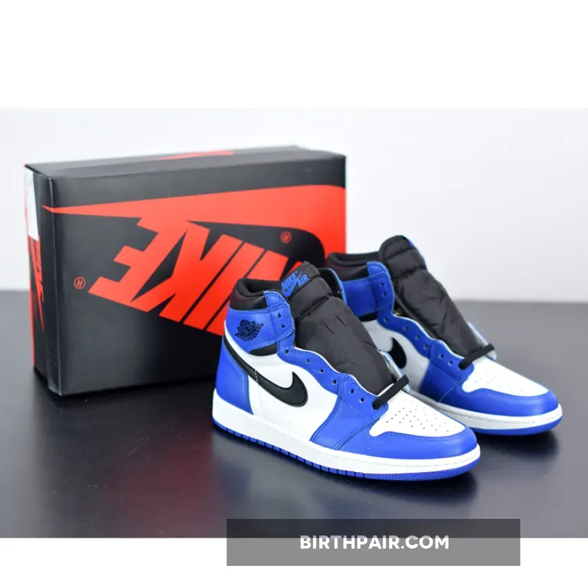 Royal Blue Jordans 1 / Air Jordan 1 Retro High OG Game Royal/Summit White-Black