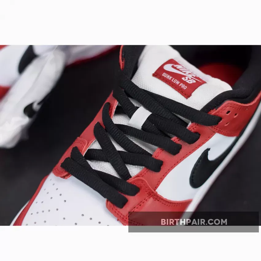 Nike SB Dunk Low 'Chicago' Varsity Red/White-Black - Nike Dunk Low Sb 'j-pack Chicago' BQ6817-600