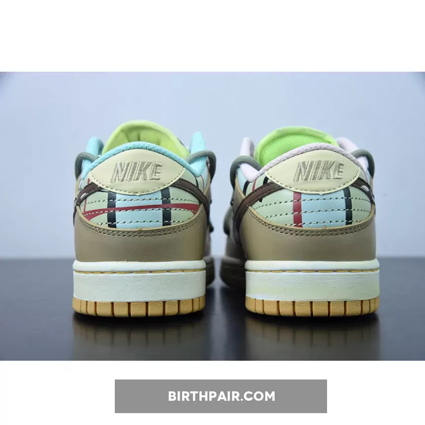Brown And White Dunk Lows / Nike SB Dunk Low Prm 'Cashew Nut Flower' Beige Brown White