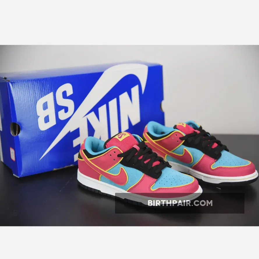 Nike Dunk SB Low 'Ms. Pacma' Chlorine Blue/Cersie nike sb ms pacman