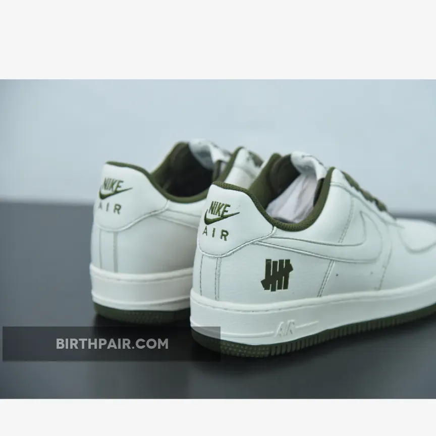 Undefeated x Nike Air Force 1 Low White Khaki / White And Khaki Air Force 1