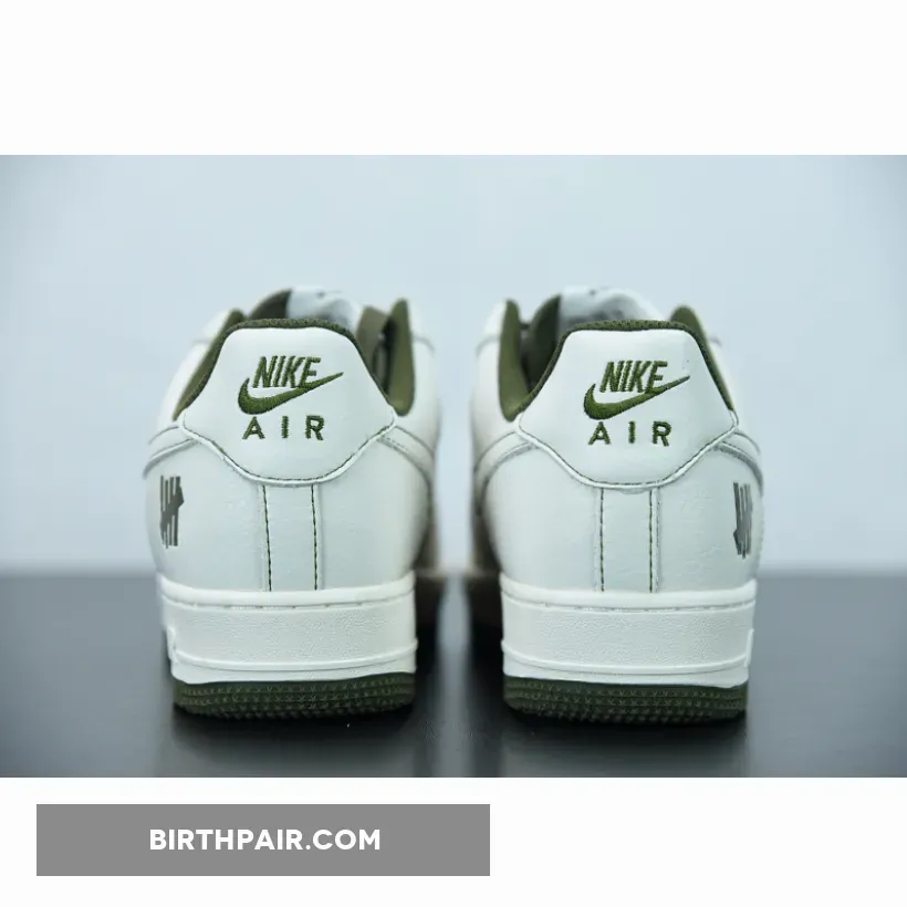 Undefeated x Nike Air Force 1 Low White Khaki / White And Khaki Air Force 1
