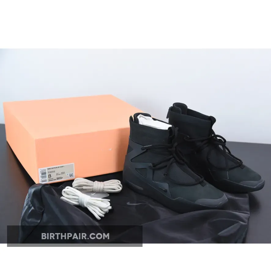 Nike Air Fear Of God 1 Triple Black AR4237-005 fear of god triple black on foot