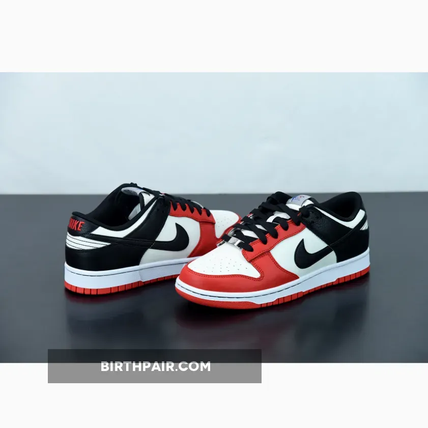 Bulls Dunk / NBA x Nike Dunk Low EMB 'Chicago' Sail/Black-Chile Red