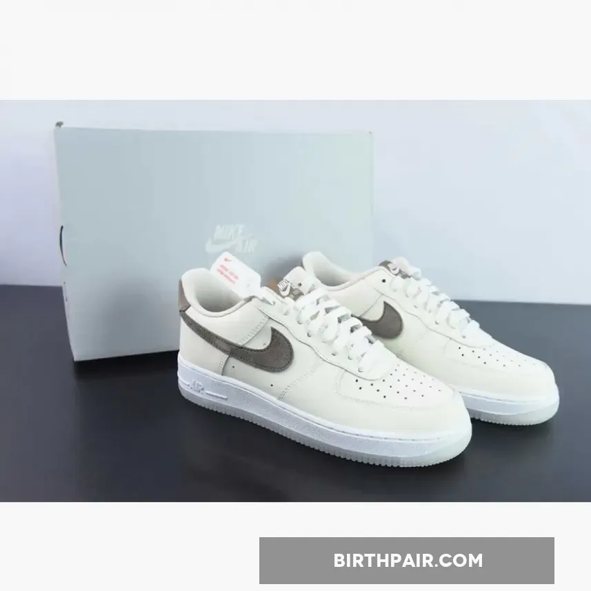 Nike Air Force 1 ’07 LV8 Low Sail/Khaki-Coconut Milk